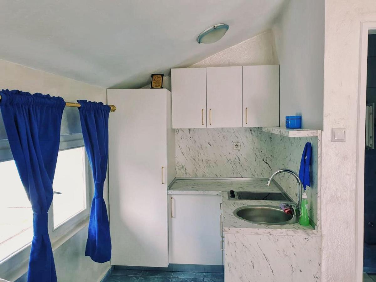 Savic Apartments Kotor Buitenkant foto
