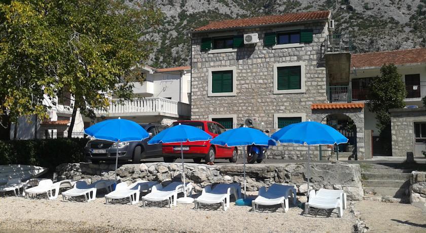 Savic Apartments Kotor Buitenkant foto